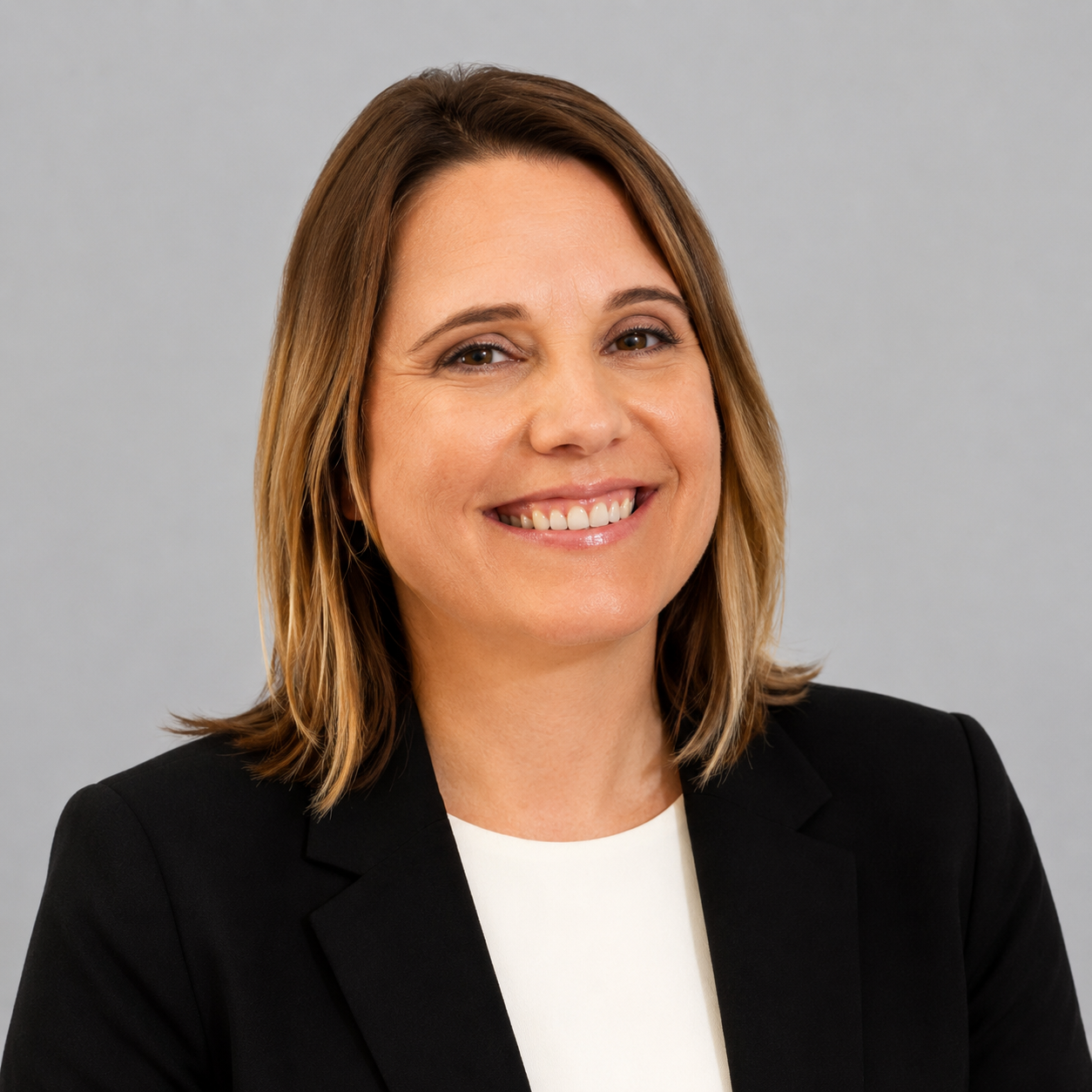 Board Members beatrice turcu